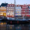 Colorful Nyhavn in Copenhagen - La Sirenetta di Andersen